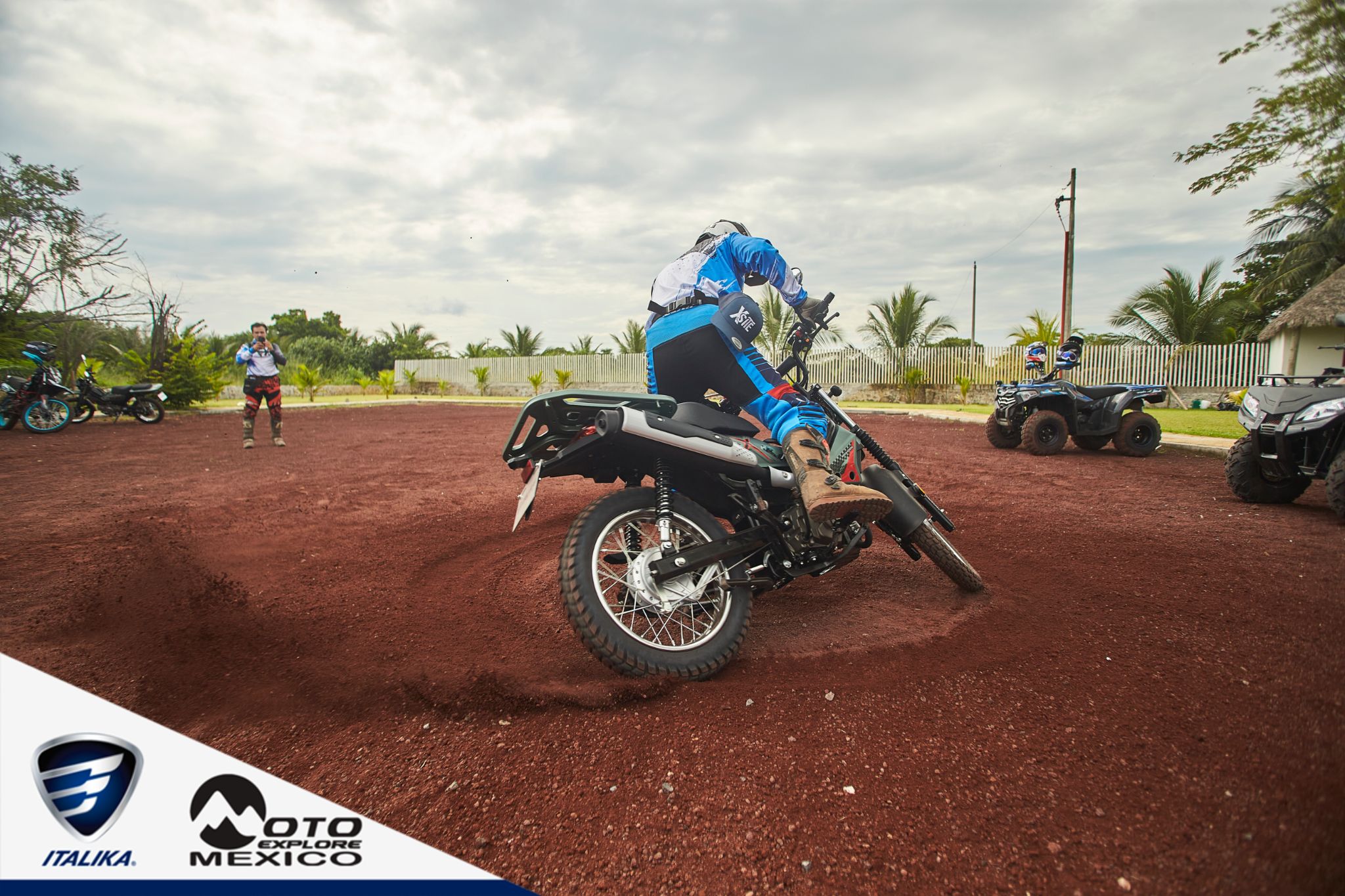 ITALIKA CHACHALACAS D2 10